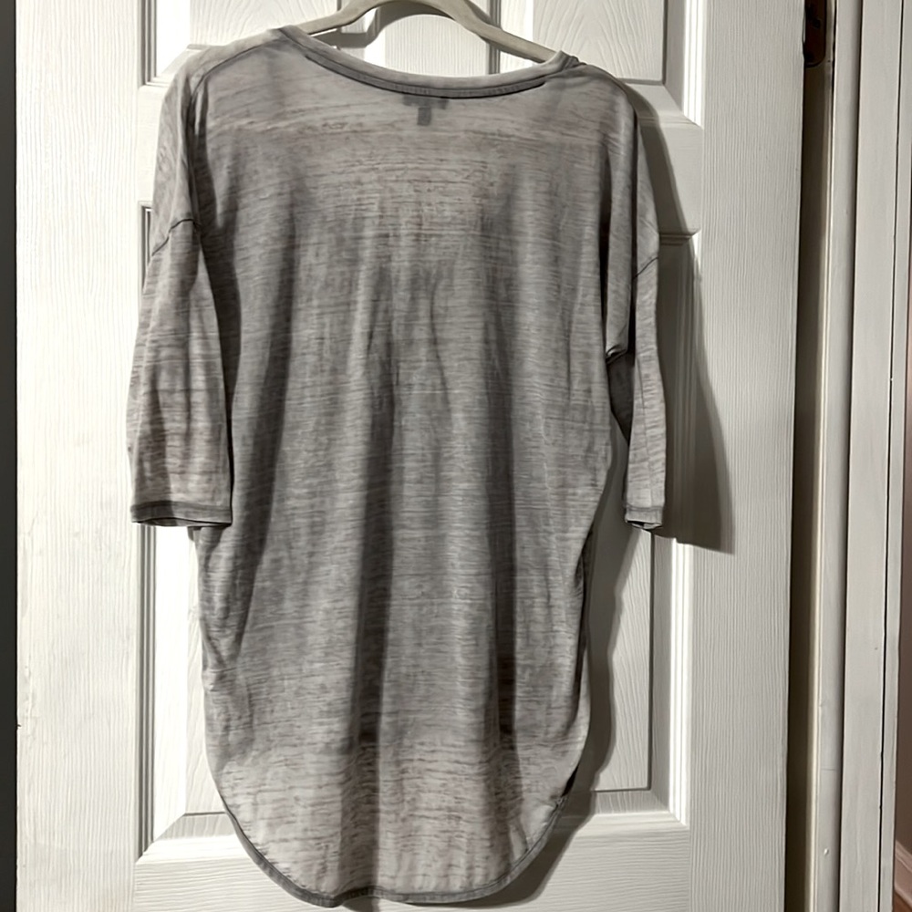 Express V-Neck Top Small - Picture 3 of 13